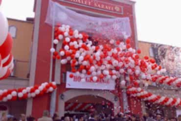 Açılış Organizasyonu Bina Balon Süsleme