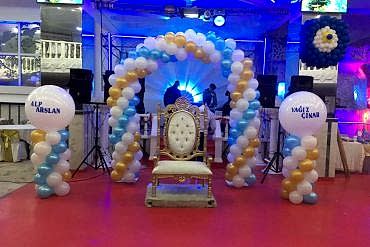 Sünnet Tahtı ve Balon Süsleme